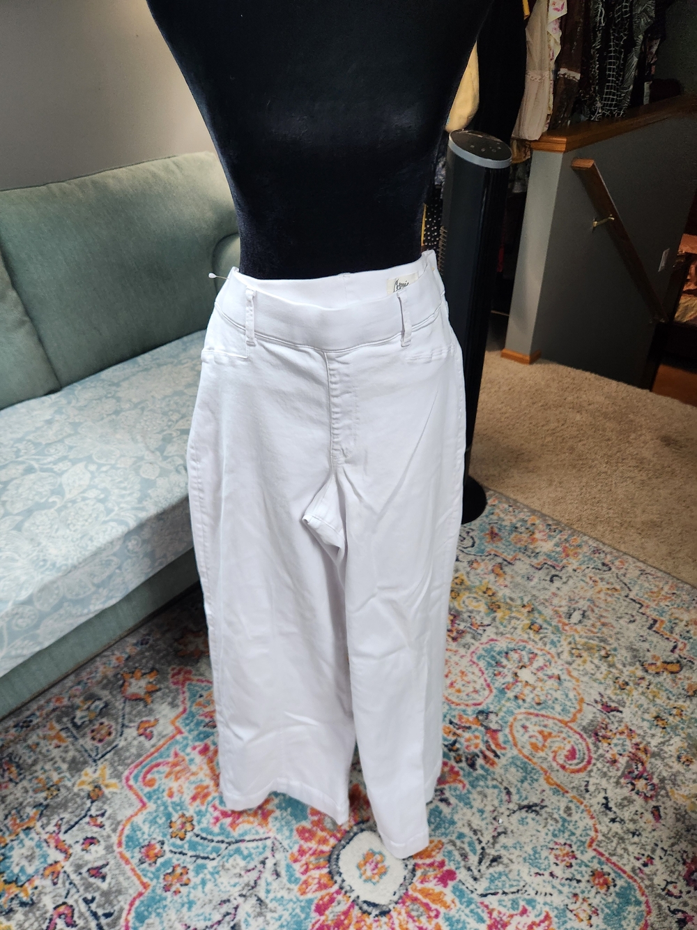Cosmic Love Wide Leg Cotton Jeans in White Size 14 31 Inch Inseam 18 Inch Waist
